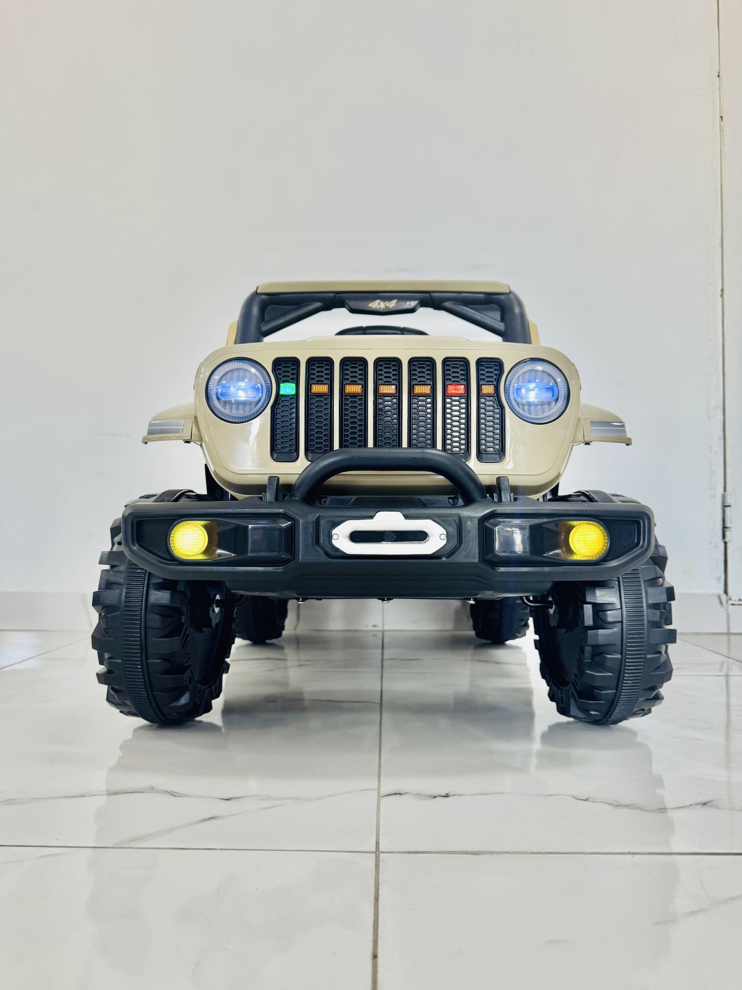 Voiture pour enfants de 1 à 6 ans