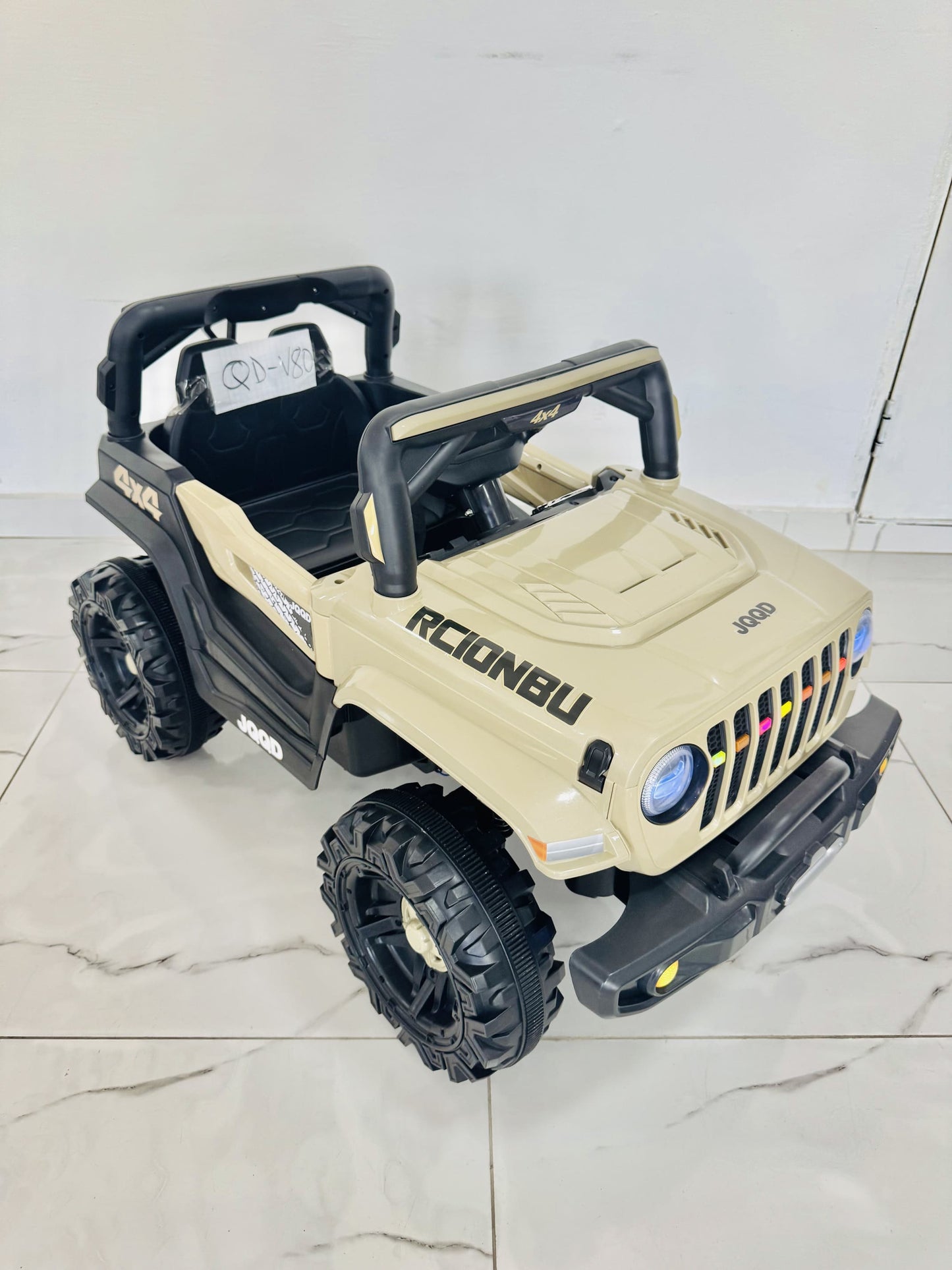 Voiture pour enfants de 1 à 6 ans