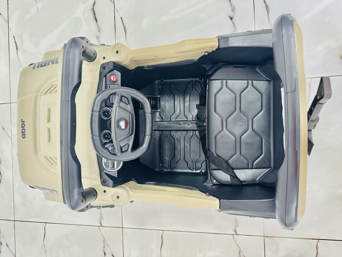 Voiture pour enfants de 1 à 6 ans