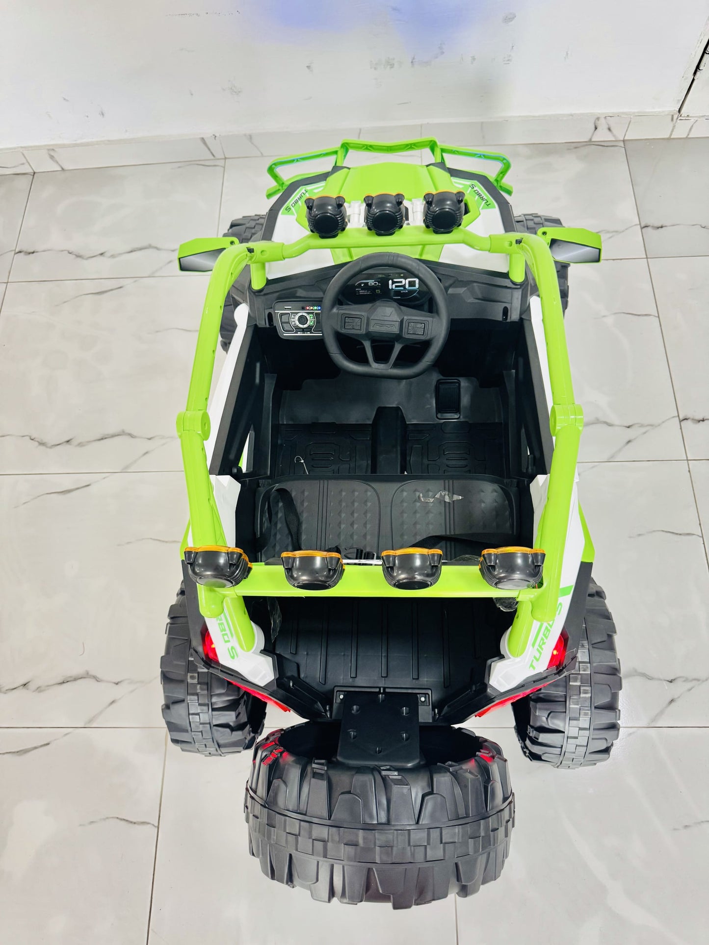 Très grande voiture pour enfants de 1 à 11 ans