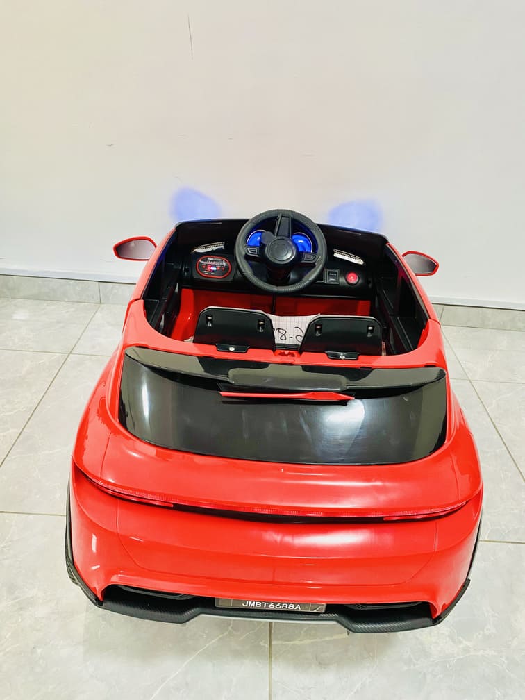 Voiture pour enfants de 1 à 6 ans